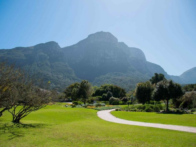 post_capetown_04 https://dev.travelonica.com/wp-content/uploads/2018/08/post_capetown_04-2-640x480.jpg