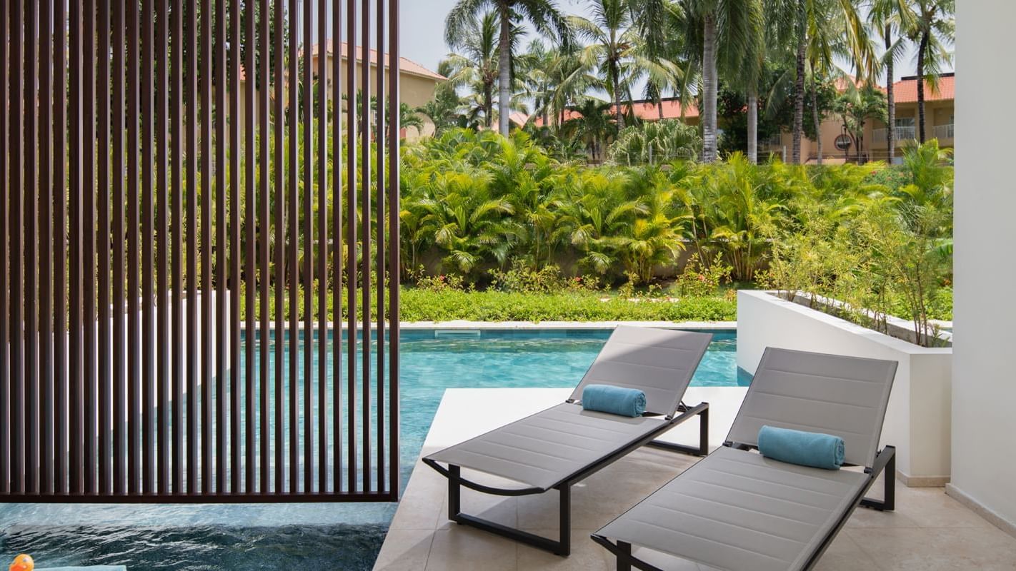 aqp-premiumswipup2-1900x800_wide aqp-premiumswipup2-1900x800_wide