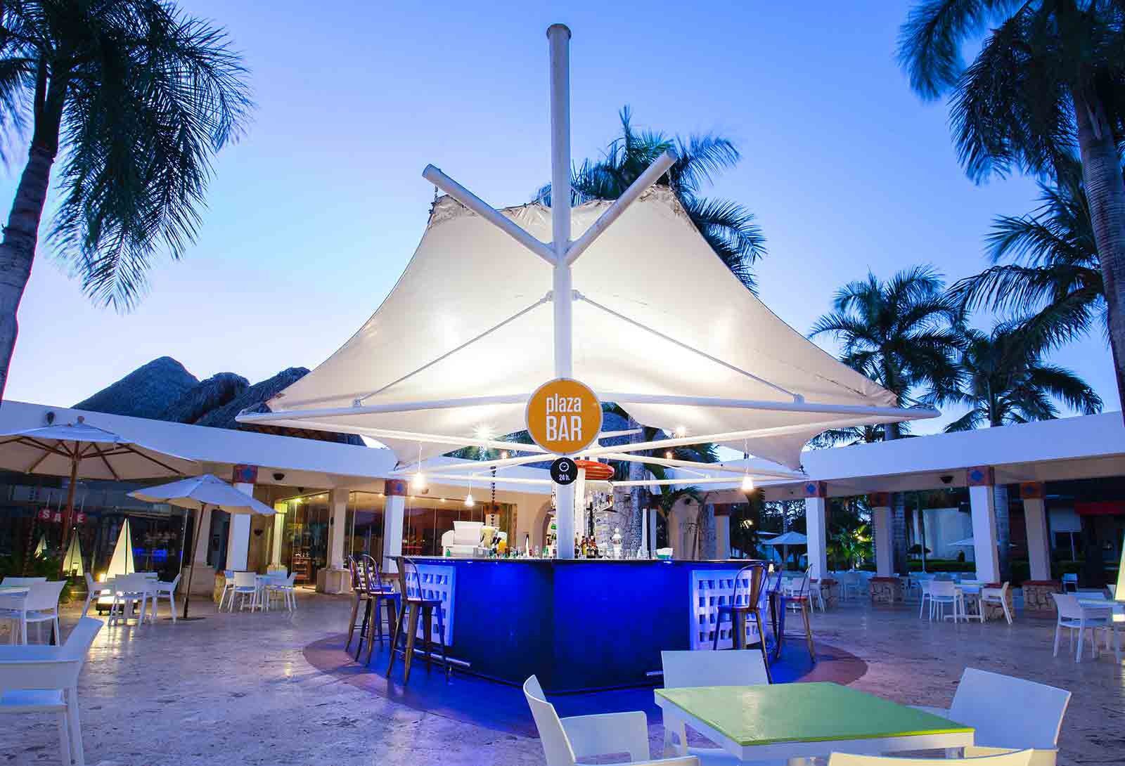 bar-plaza-be-live-collection-canoa bar-plaza-be-live-collection-canoa