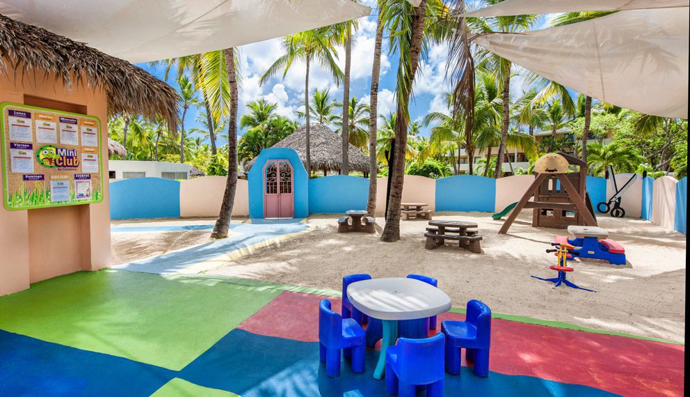 cataloniabavarobeach_kidsclub2_2 cataloniabavarobeach_kidsclub2_2