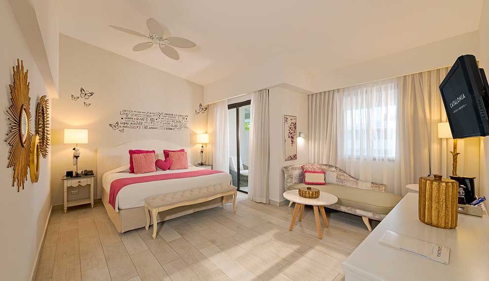 _dsc0171-privileged-romance-deluxe_0 _dsc0171-privileged-romance-deluxe_0