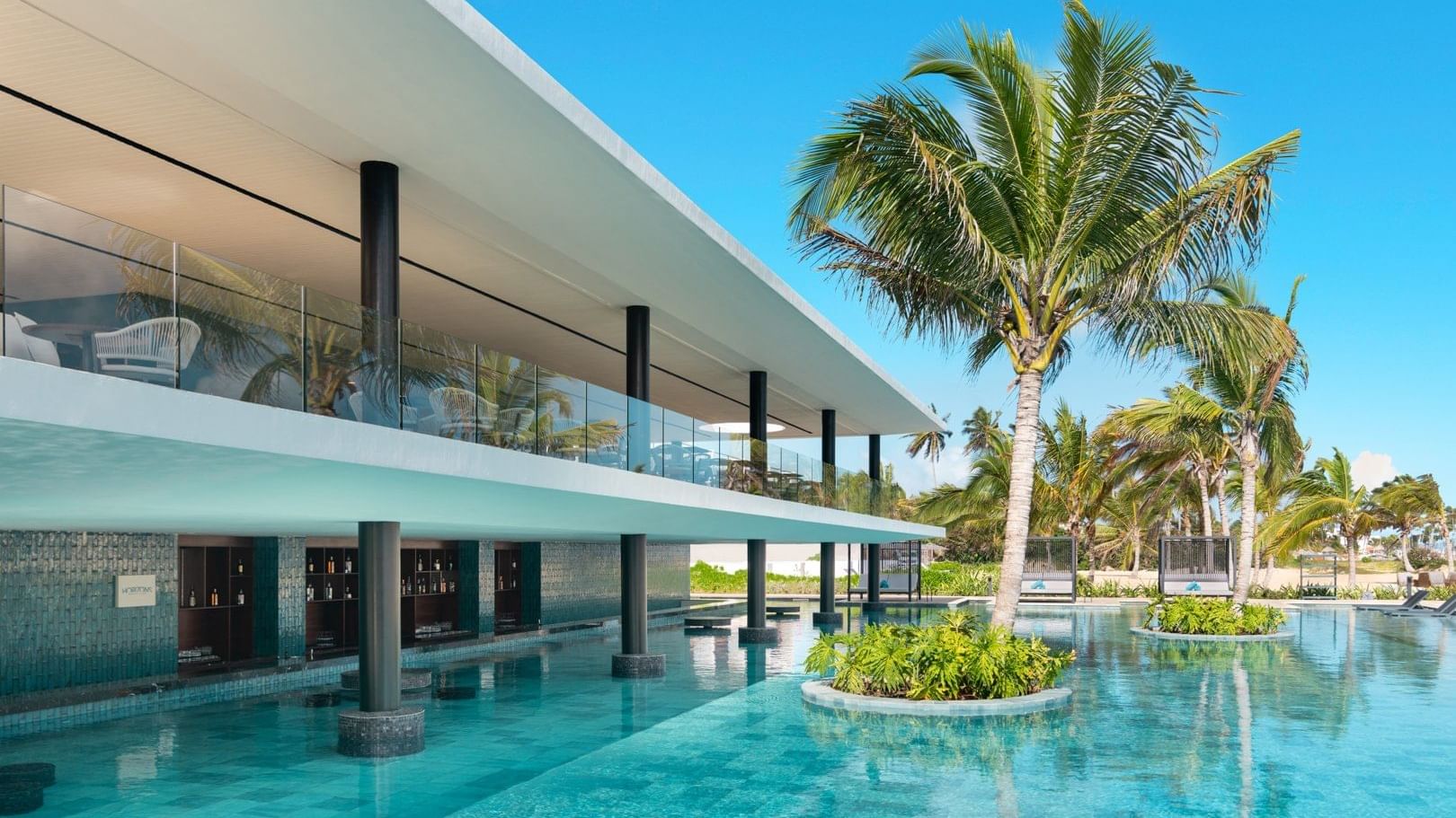 horizons-pool-bar_wide horizons-pool-bar_wide