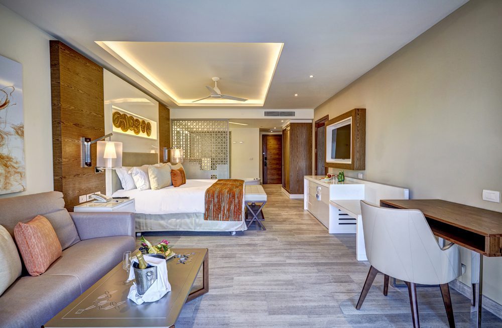 royalton_bavaro_luxury_junior_suite_swim_out-9-625821930bc0c royalton_bavaro_luxury_junior_suite_swim_out-9-625821930bc0c