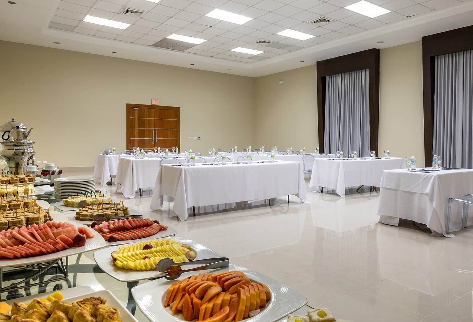 sala-eventos-be-live-collection-canoa sala-eventos-be-live-collection-canoa