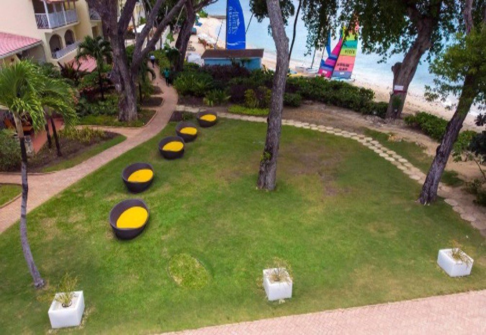 bgiat-south-lawn-9086-hor-clsc bgiat-south-lawn-9086-hor-clsc