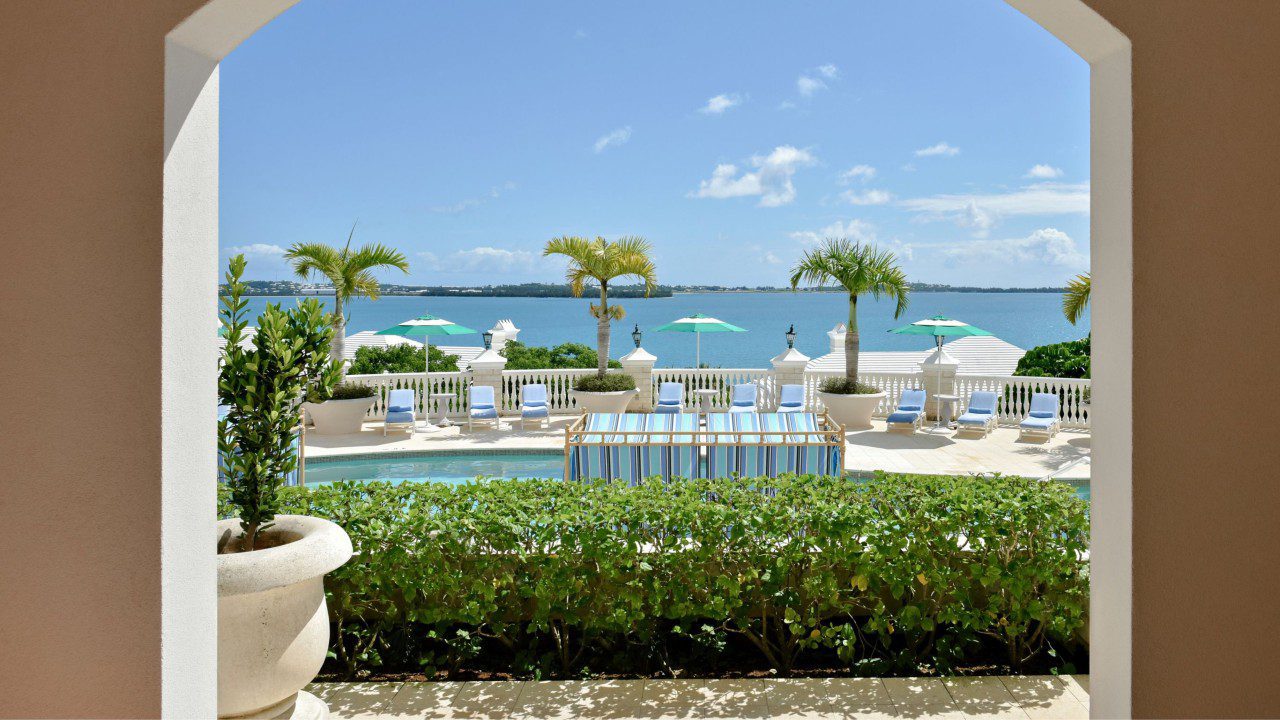 poolside-king-room-terrace_WIDE-LARGE-16-9 poolside-king-room-terrace_WIDE-LARGE-16-9