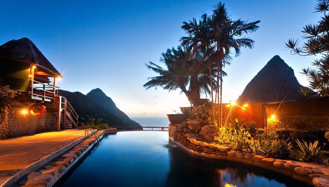 main-pool-night-hirez_2_orig main-pool-night-hirez_2_orig