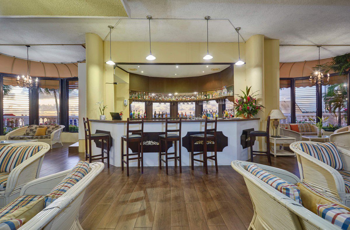 mystique_royal_le_mistral_lounge_lr_0004-627035a283bcc-optimized mystique_royal_le_mistral_lounge_lr_0004-627035a283bcc-optimized