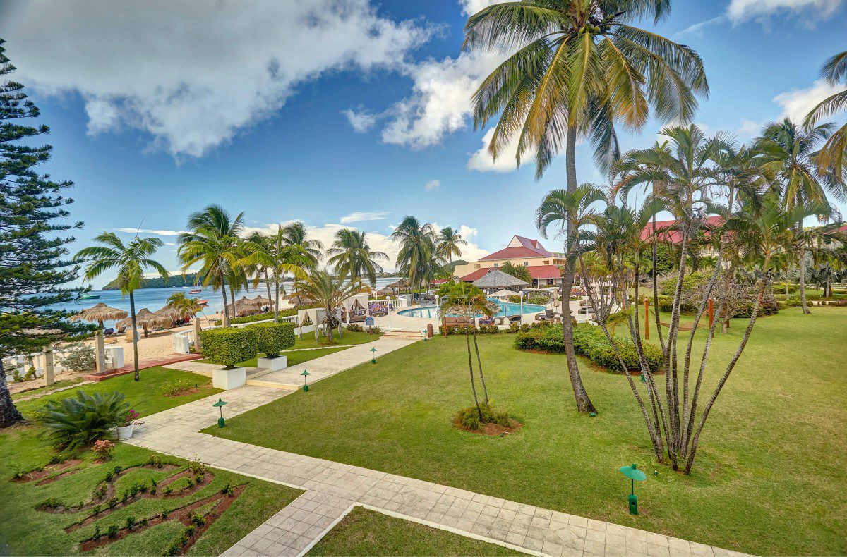 mystique_royal_seaview_deluxe_suites_lr_0016-627031a81c46c-optimized mystique_royal_seaview_deluxe_suites_lr_0016-627031a81c46c-optimized