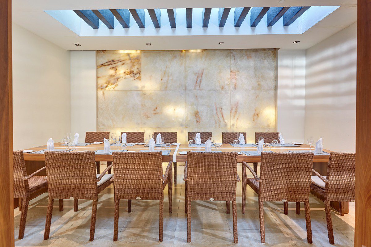 royalton_sl_dorado_restaurant_lr_0016-625719186a7c3 royalton_sl_dorado_restaurant_lr_0016-625719186a7c3