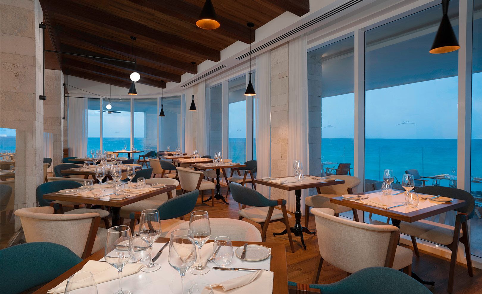 sp_gallery_aurora_gallgrid_1620x990c_7f63476783 sp_gallery_aurora_gallgrid_1620x990c_7f63476783