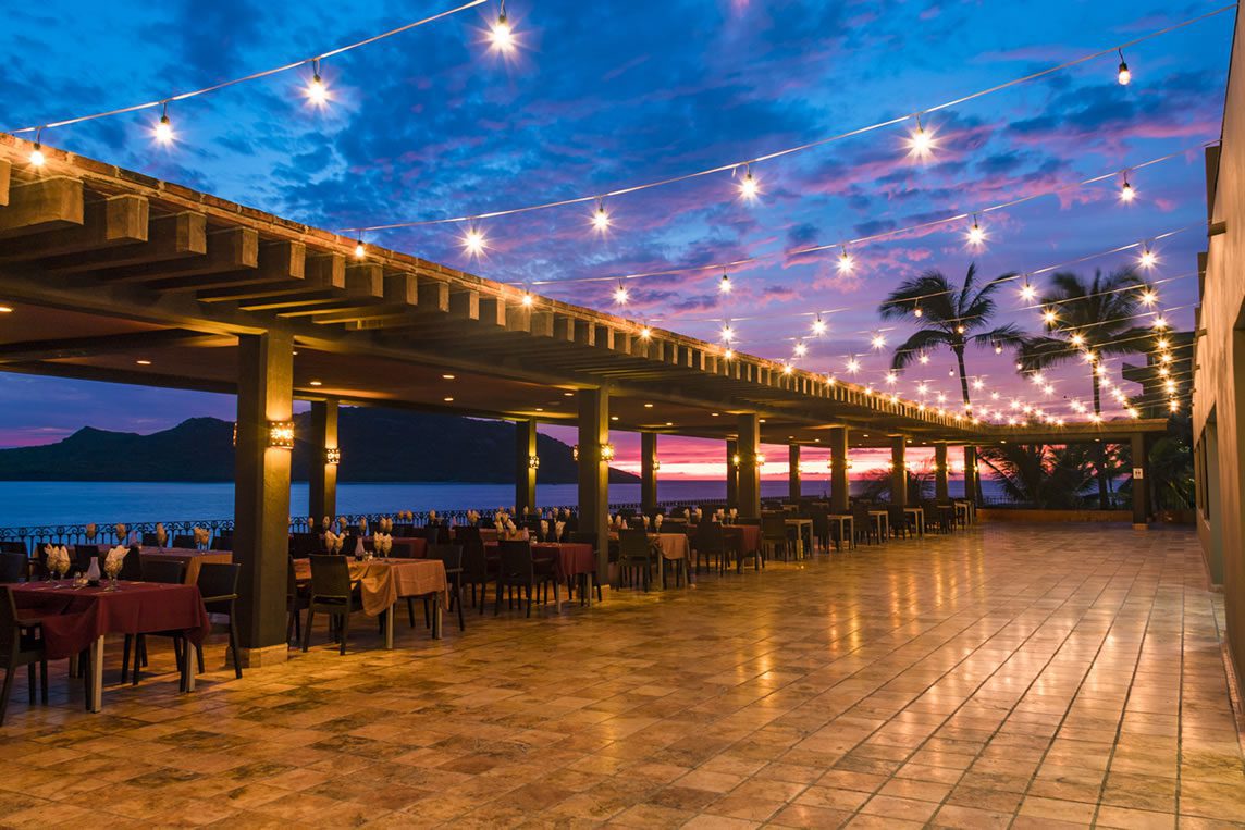 Cenas-en-La-Veranda Cenas-en-La-Veranda