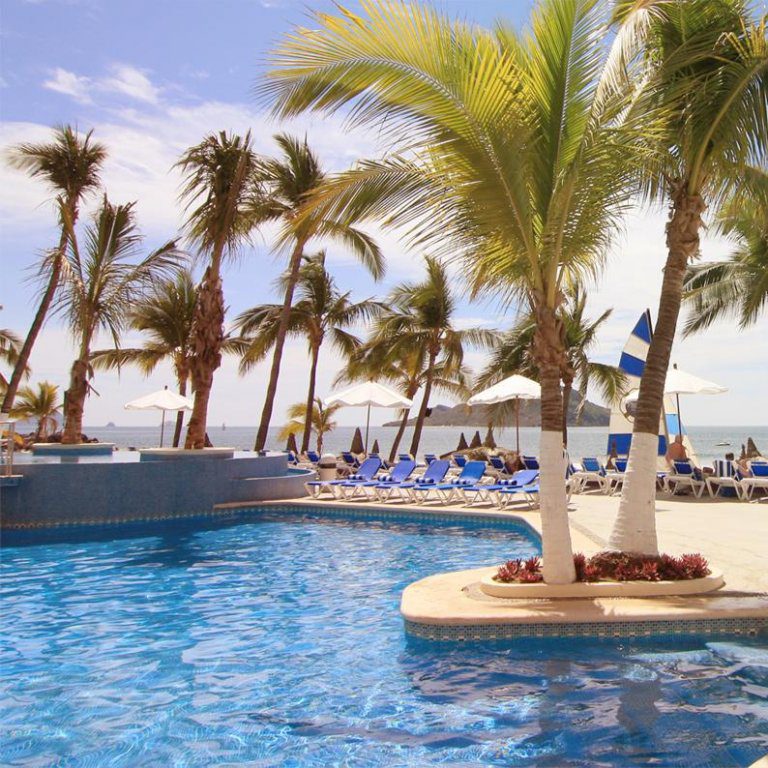 alberca2-320 alberca2-320