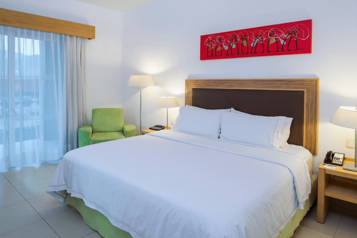 holiday-inn-express-manzanillo-5526157842-3x2