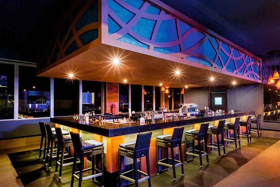 lounge-bar-riu-emerald-bay_tcm55-226115 lounge-bar-riu-emerald-bay_tcm55-226115