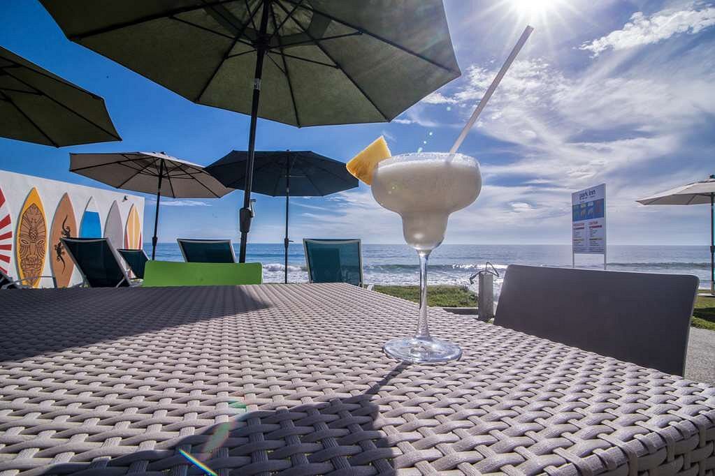 outdoor-bar-drink outdoor-bar-drink