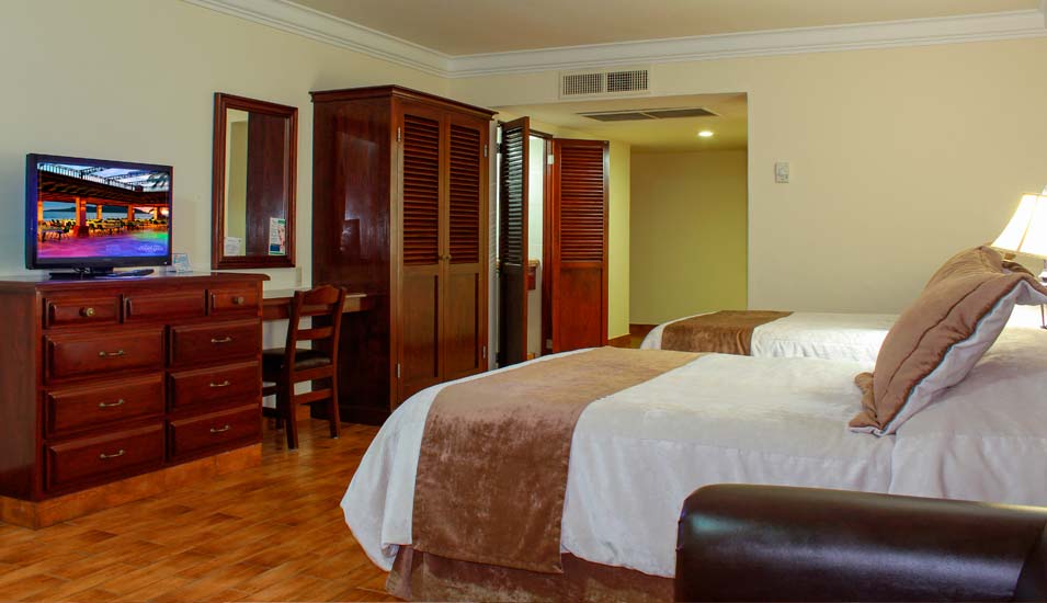 playa-delfon-02-1 playa-delfon-02-1