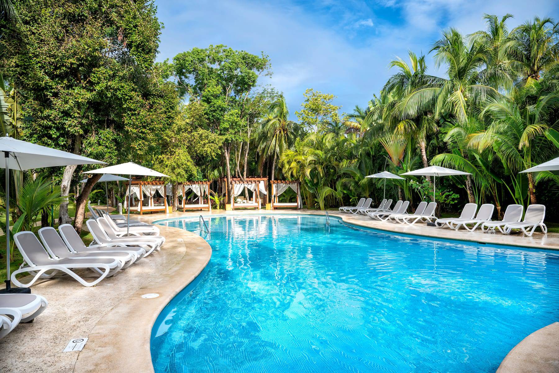 16316_pool_view_12 16316_pool_view_12