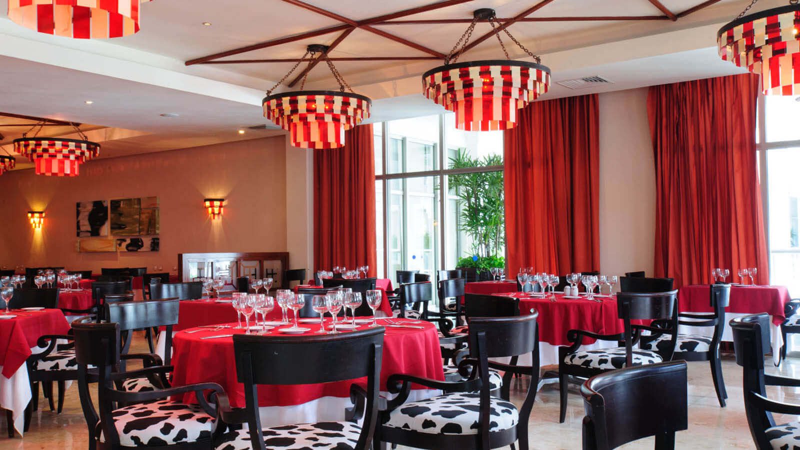 Gastronomia-Grand-Sunset-Restaurante-La-Vaqueria1 Gastronomia-Grand-Sunset-Restaurante-La-Vaqueria1