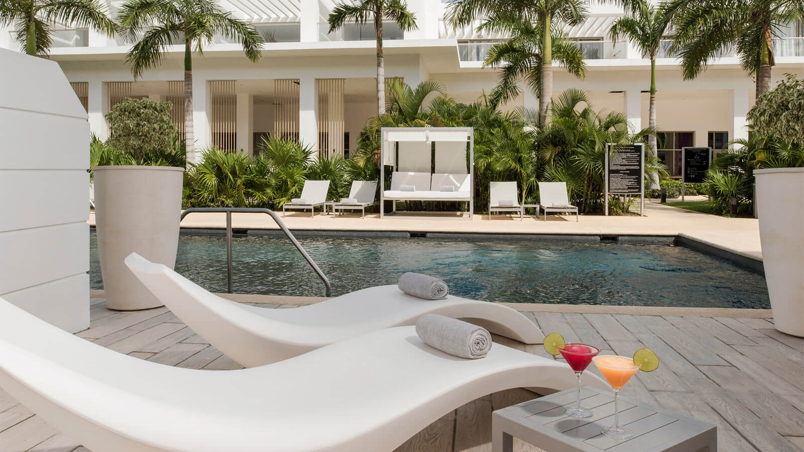 HabitacionesPYucatan_Hab_Platinum-Deluxe-Swimout-11