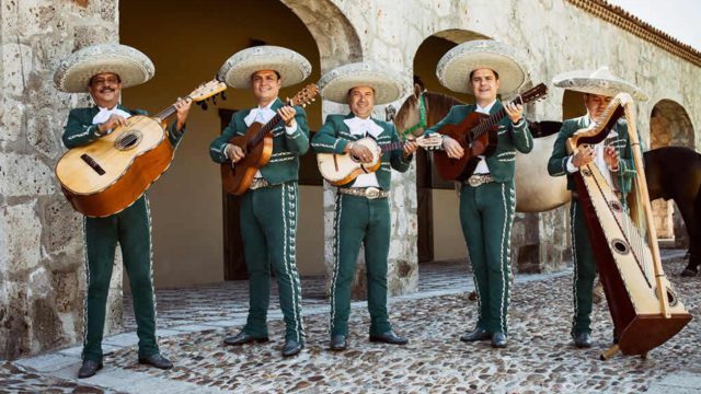 https://dev.travelonica.com/wp-content/uploads/2023/08/Mariachi-640x360.jpg