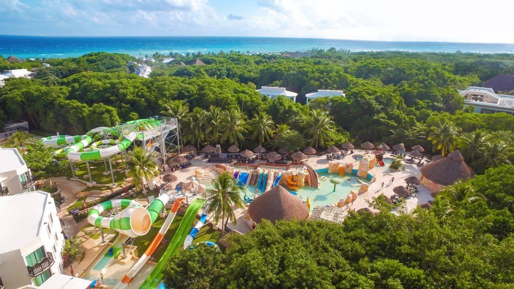 Sandos_Caracol_AquaPark_SlidersAerial_27-min_0