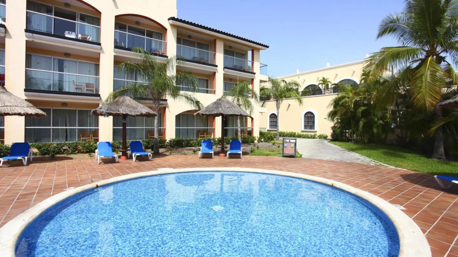 Sandos_Playacar_Outdoors_Riviera_01-min_0