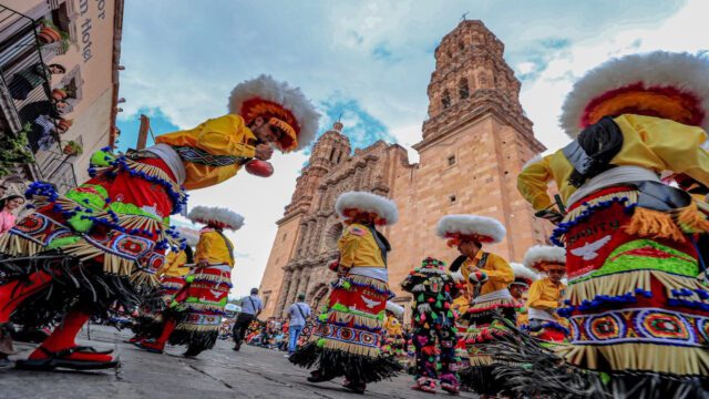 https://dev.travelonica.com/wp-content/uploads/2023/08/TURISMO-ZACATECAS-640x360.jpg