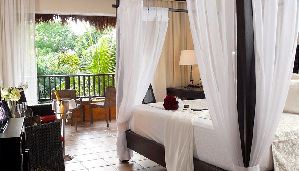 catalonia-playa-maroma-privileged-honeymoonroom_1 catalonia-playa-maroma-privileged-honeymoonroom_1