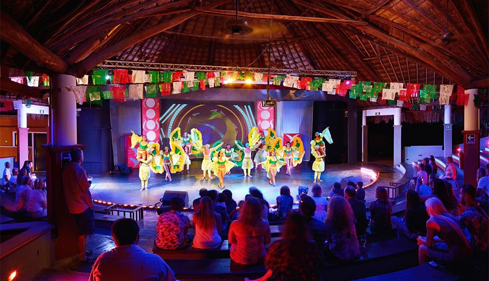 catalonia-playa-maroma-privileged-theater catalonia-playa-maroma-privileged-theater