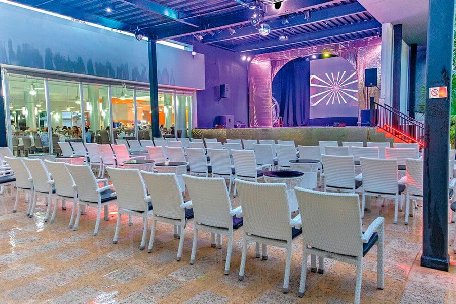 show-riu-lupita_tcm55-268005