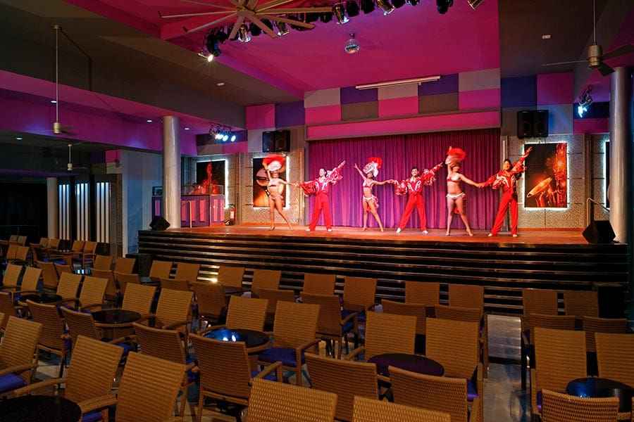 show-riu-yucatan_tcm55-224911 show-riu-yucatan_tcm55-224911