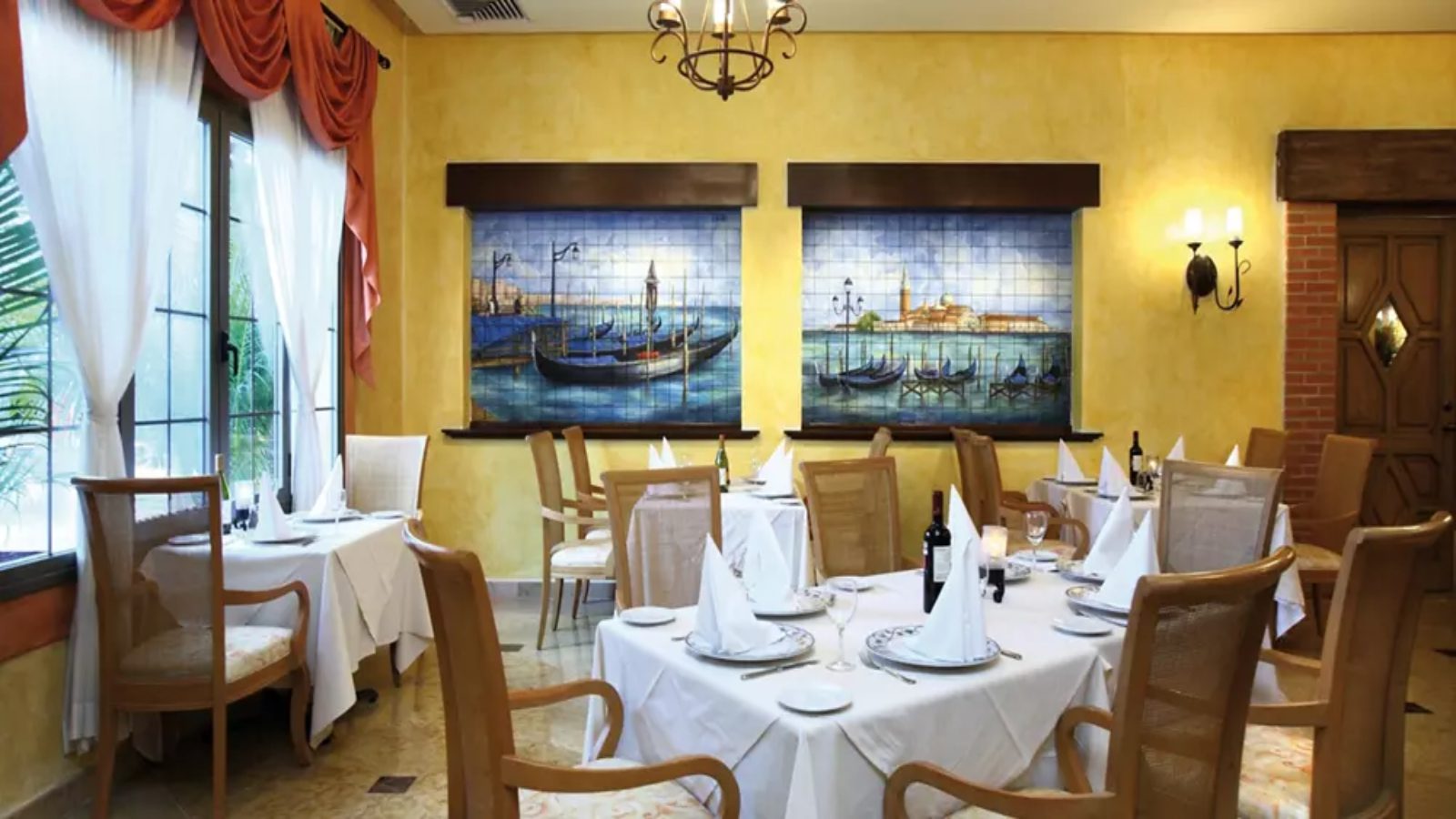 BMAYAT_GAST_21-1_qlt=75&wid=1000&hei=500&fit=crop,