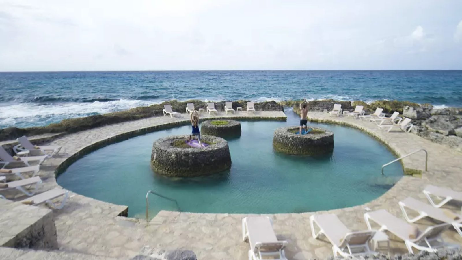 OXCA_POOL_44_qlt=75&wid=1000&hei=500&fit=crop,1&fm OXCA_POOL_44_qlt=75&wid=1000&hei=500&fit=crop,1&fm