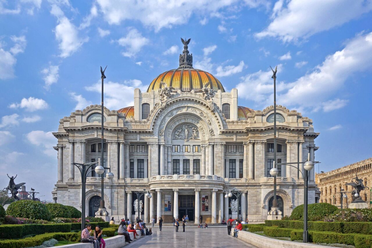 Bellas_Artes_01 https://dev.travelonica.com/wp-content/uploads/2024/09/Bellas_Artes_01-1280x853.jpg