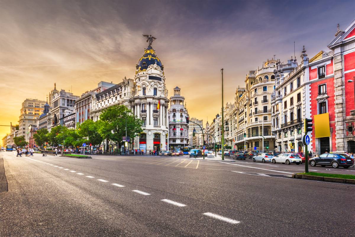 madrid-spain-cityscape-a-2023-11-27-05-18-09-utc (1) https://dev.travelonica.com/wp-content/uploads/2024/09/madrid-spain-cityscape-a-2023-11-27-05-18-09-utc-1.jpg